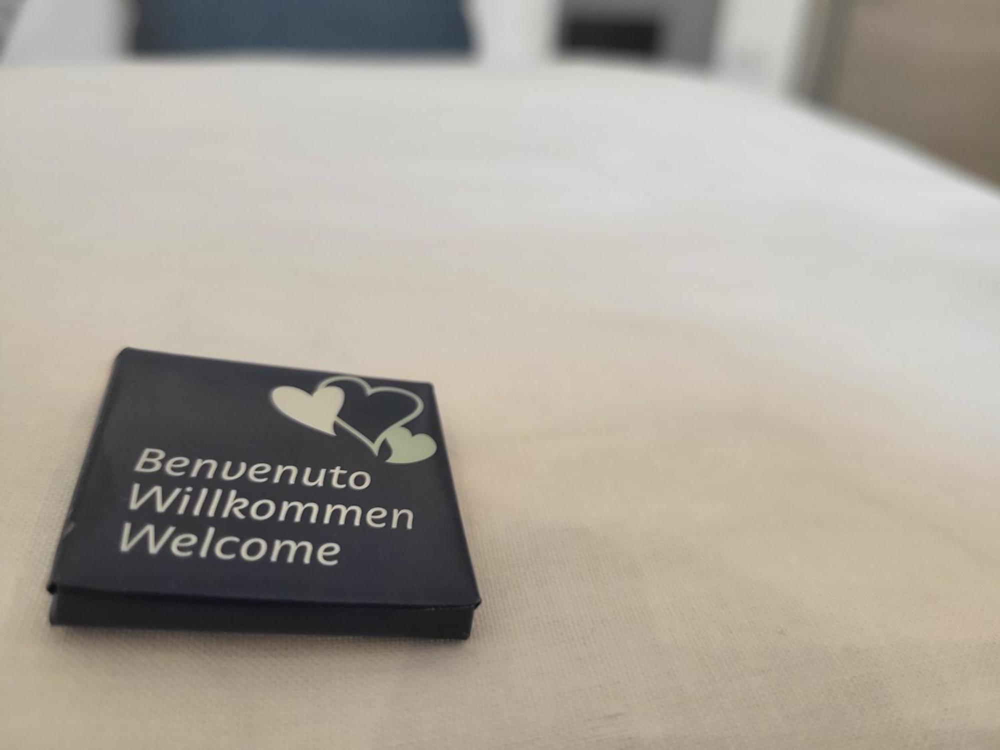 Attilio High Living Suites - Adults Only Torri Del Benaco Pokoj fotografie